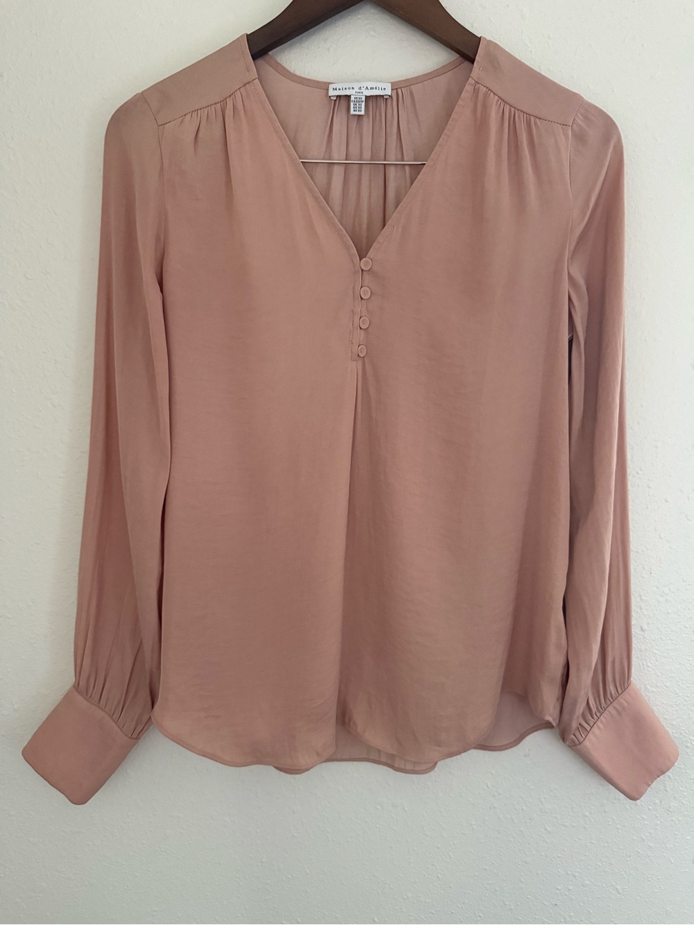 Maison d’Amélie Blush Pink V-Neck Button Blouse Size XS Long Sleeve